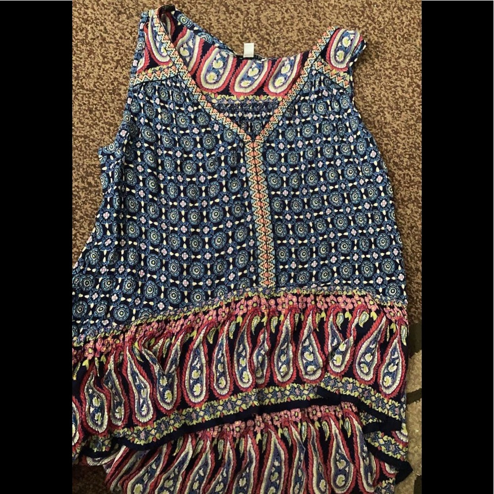 Pretty blouse NWT